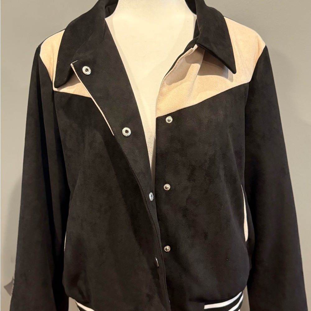 *Pre-Owned* Cider Patchy Button Up Jacket - image 3
